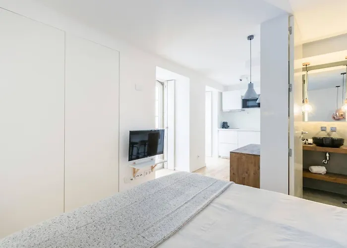 My Lx Flat Bairro Alto Design * Лісабон