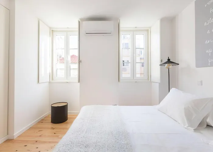 Апартаменти My Lx Flat Bairro Alto Design *