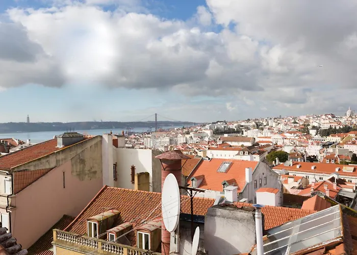 My Lx Flat Bairro Alto Design Лісабон